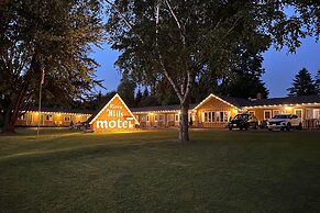 The River Hills Motel - Algoma, WI - Near Door County