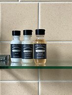 The River Hills Motel - Algoma, WI - Near Door County