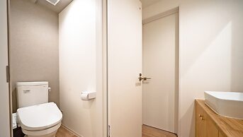 Hermitage Nishi Shinjuku