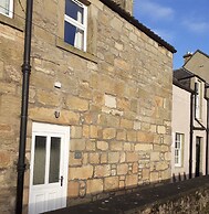 Bee's Townhouse Apartment