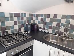 Bee's Townhouse Apartment