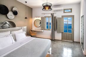 Kaleidoscope Oia Suites