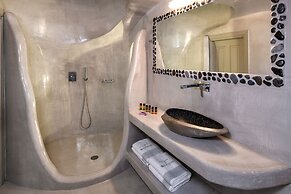 Kaleidoscope Oia Suites