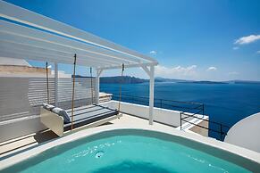 Kaleidoscope Oia Suites