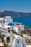 Kaleidoscope Oia Suites