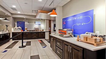 Holiday Inn Express & Suites Green River by IHG