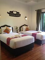 Hugpua Hotel