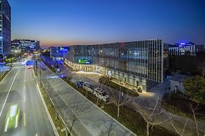 Holiday Inn Express Shanghai Zhangjiang by IHG
