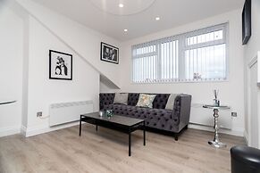 The Avenue Apartments