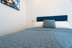 The Avenue Apartments