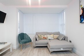 The Avenue Apartments