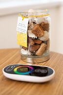 The Avenue Apartments