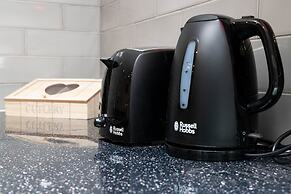 The Avenue Apartments