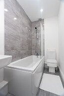 The Avenue Apartments