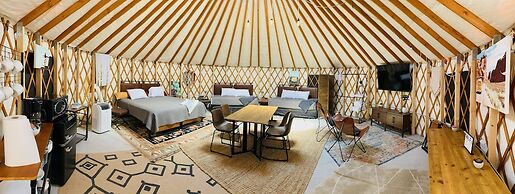 Trail and Hitch Tiny Home Hotel and RV