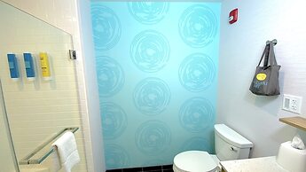 Tru by Hilton Manassas