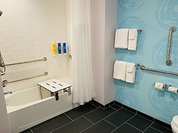 Tru by Hilton Manassas