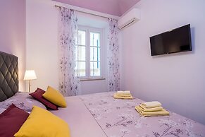Old Town Apartment Near Stradun