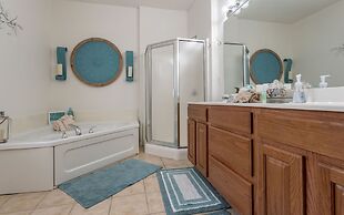 Simple Serenity 3 Bedroom Condo by RedAwning