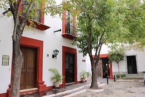 Hotel Hostal El Farol