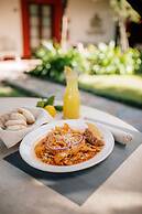 Hotel Hostal El Farol