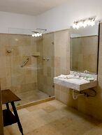 Hotel Hostal El Farol