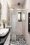 Papillon Apartment - LoftAffair