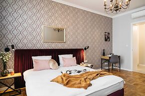 Papillon Apartment - LoftAffair