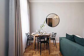 Papillon Apartment - LoftAffair