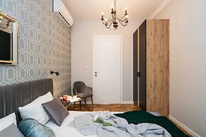 Papillon Apartment - LoftAffair