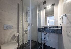 La Regina Veneziana Guest House & Cafe