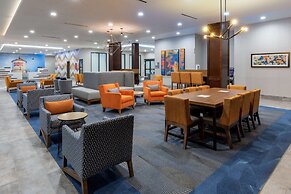 La Quinta Inn & Suites by Wyndham Dallas - Frisco Stadium