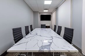 La Quinta Inn & Suites by Wyndham Dallas - Frisco Stadium