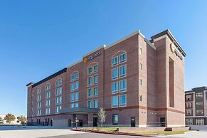 La Quinta Inn & Suites by Wyndham Dallas - Frisco Stadium