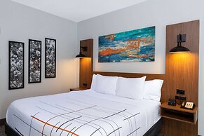 La Quinta Inn & Suites by Wyndham Dallas - Frisco Stadium