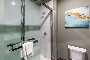 La Quinta Inn & Suites by Wyndham Dallas - Frisco Stadium