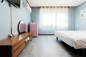 EQ Stay Hotel