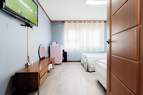 EQ Stay Hotel