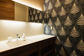 Grand Base Shianbashi