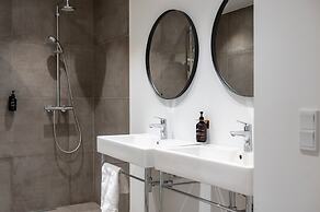 The Lakes apartments by Daniel&Jacob’s