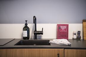 The Lakes apartments by Daniel&Jacob’s