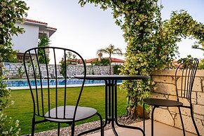 Cemal Alacati Butik Hotel