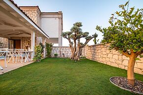 Cemal Alacati Butik Hotel