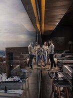 Oakridge Hotel & Spa