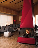 Oakridge Hotel & Spa