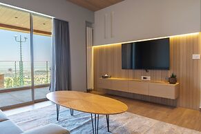 Oakridge Hotel & Spa