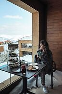 Oakridge Hotel & Spa