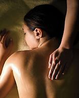 Oakridge Hotel & Spa