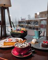 Oakridge Hotel & Spa