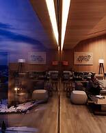 Oakridge Hotel & Spa